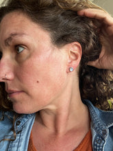 Load image into Gallery viewer, Moonstone stud earrings