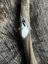 Load image into Gallery viewer, White Buffalo Freeform Ring