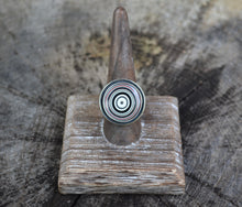 Load image into Gallery viewer, Fordite Round Ring