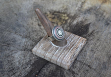 Load image into Gallery viewer, Fordite Round Ring